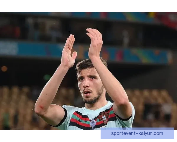 鲁本·迪亚斯表现稳健，技术风格和防守能力持续提升分析悉心剖析