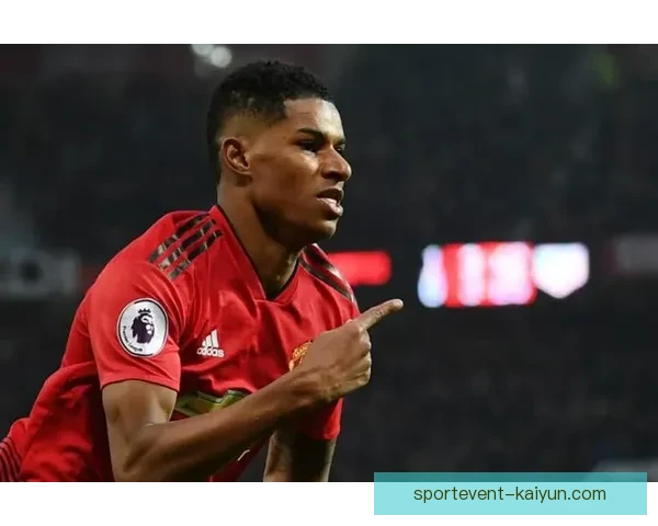 帕尔马锋线表现稳健，近期状态逐渐回暖，值得关注。